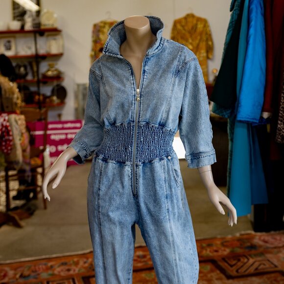 Retrofete Denim Jumpsuit - Picture 5 of 16